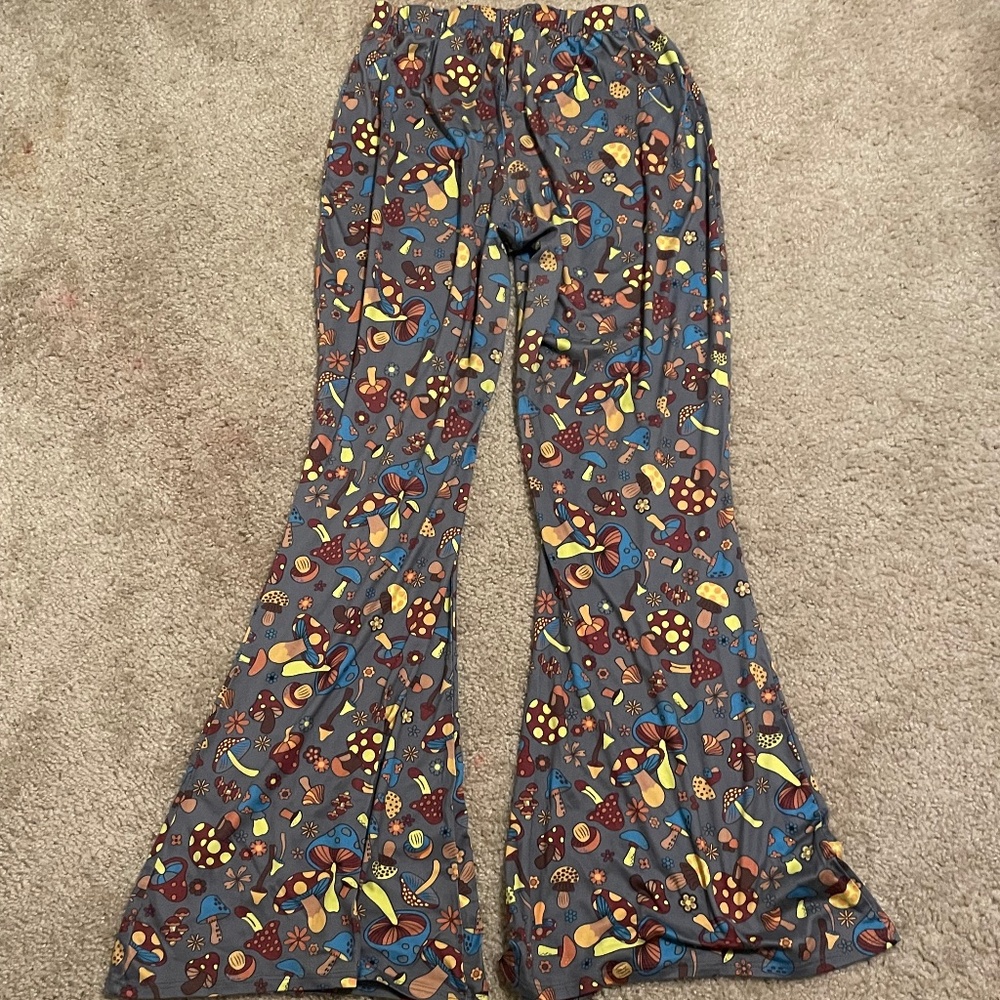 Flared mushroom pants